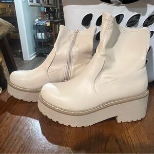 Soda Cream Heeled Ankle Boots